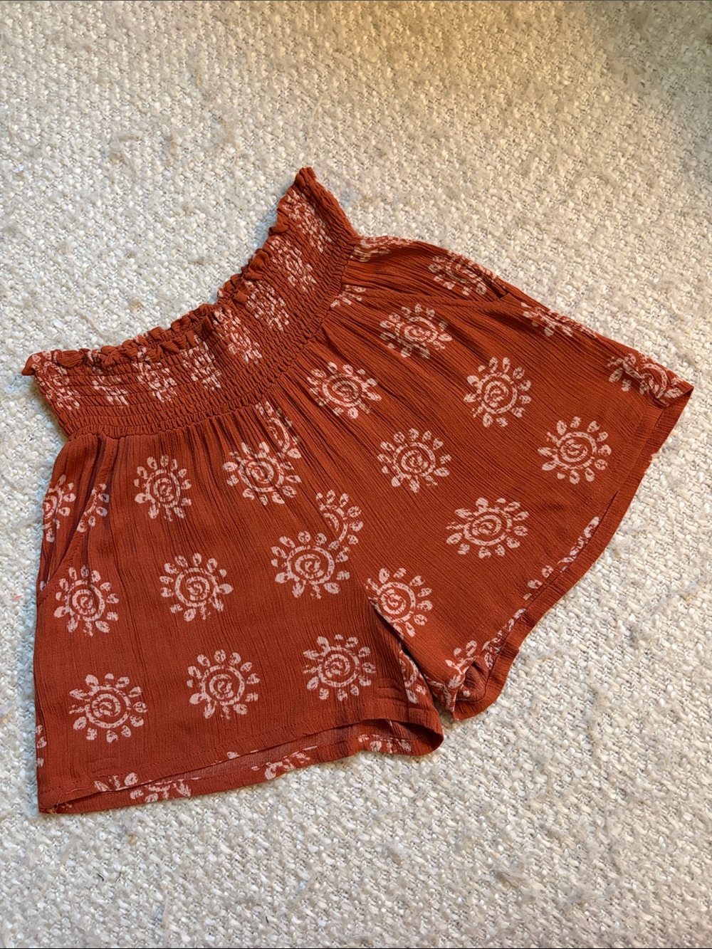 ☀️ Kingston Grey Women’s Size Small Burnt Orange High Waisted Pull On Shorts